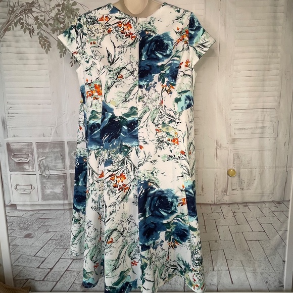 Jemma Womens Cream Blue Floral Cap Sleeve Shift  Scuba Dress Plus Sz. 1x - Picture 5 of 9